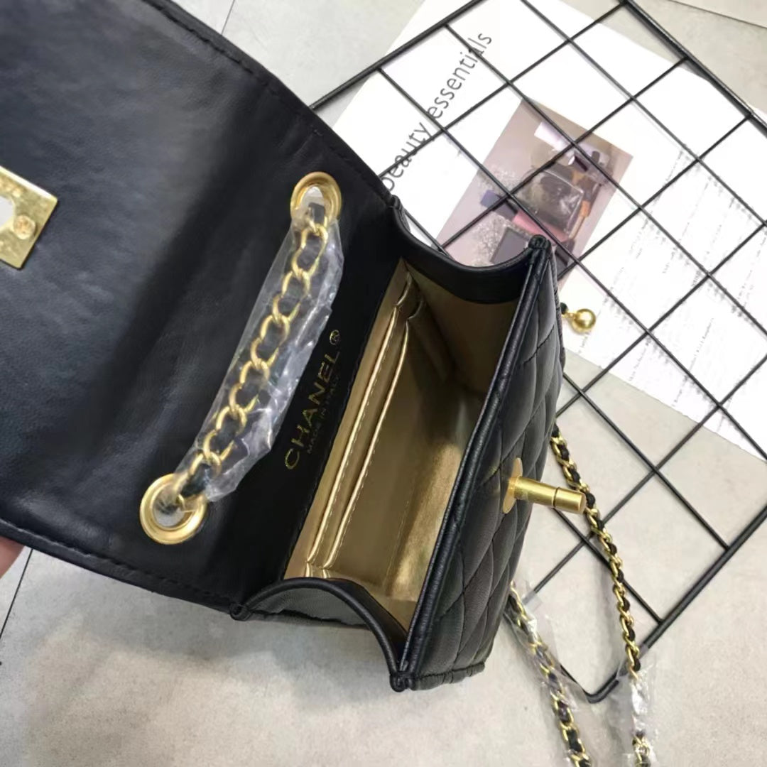 Elite Carryalls