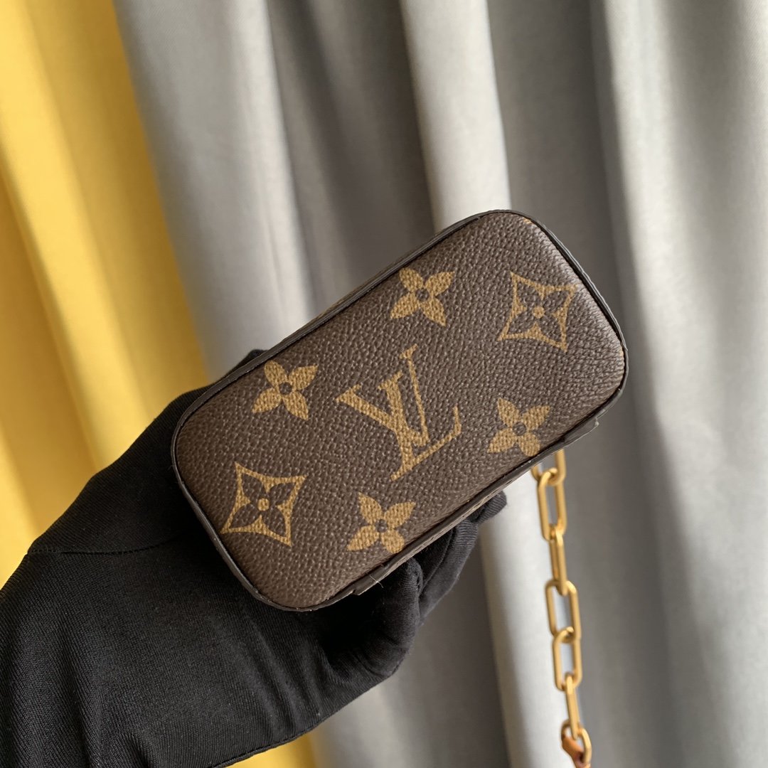 Elite Carryalls