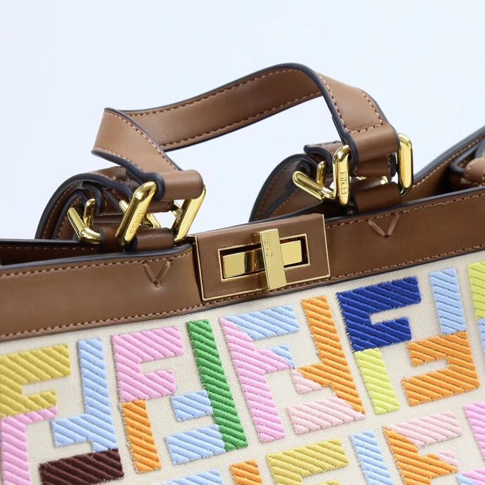 Elite Carryalls
