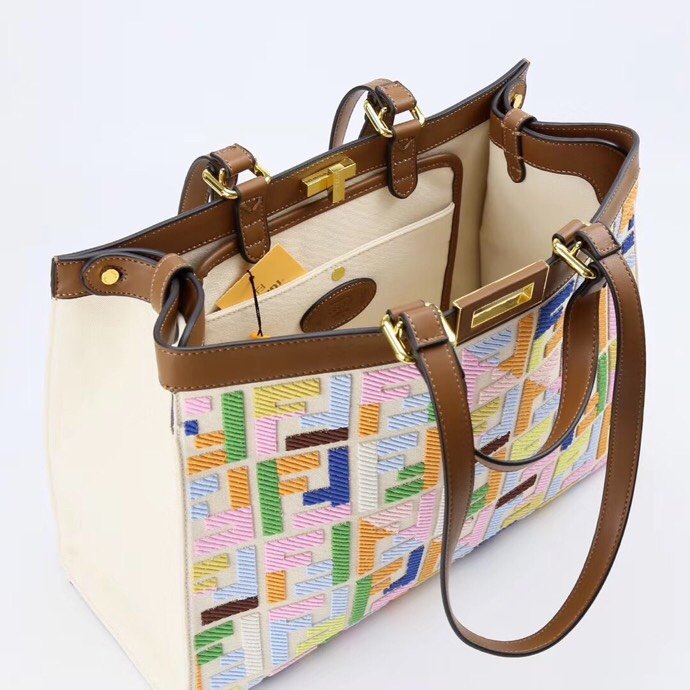 Elite Carryalls