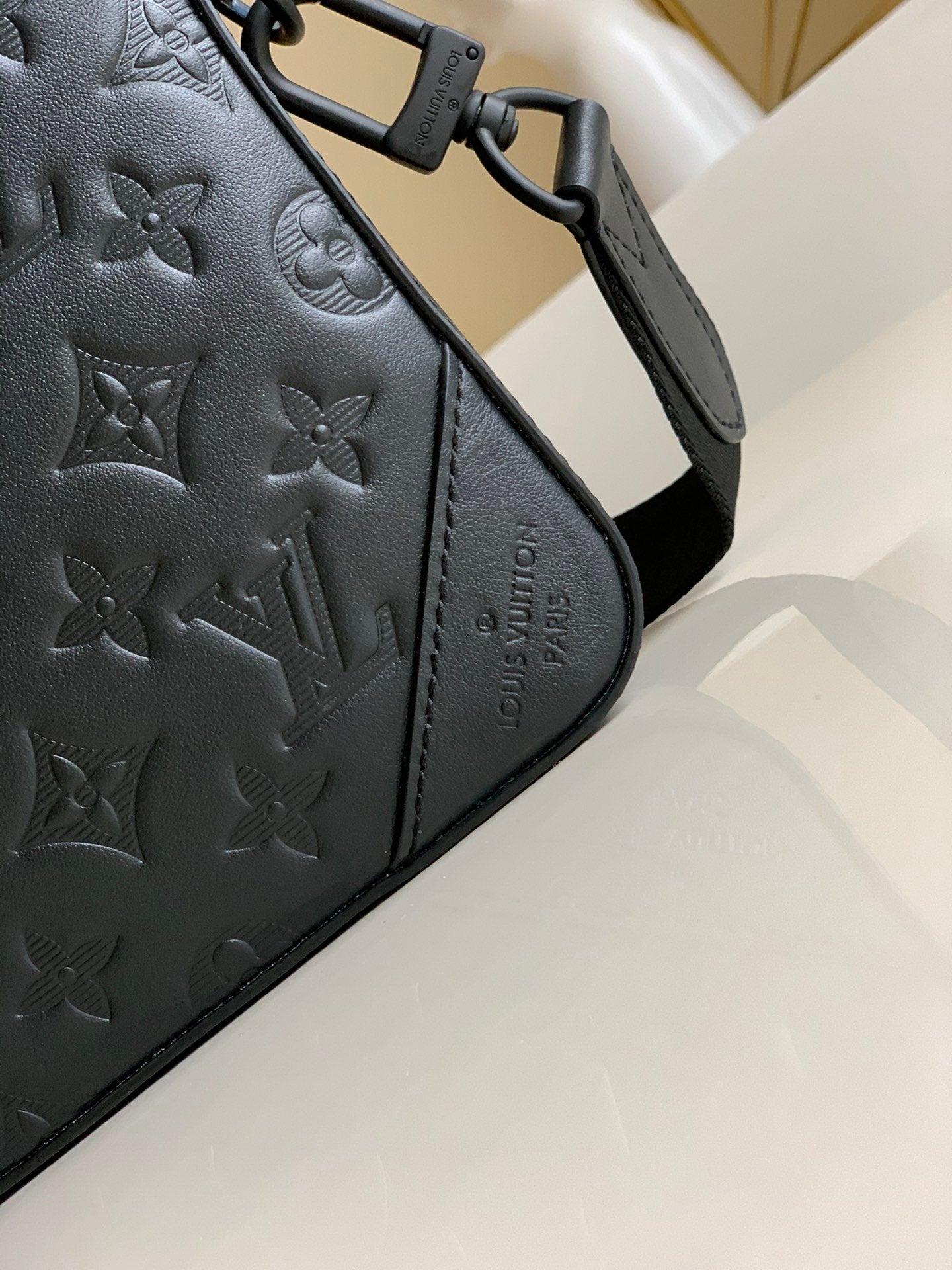 Elite Carryalls
