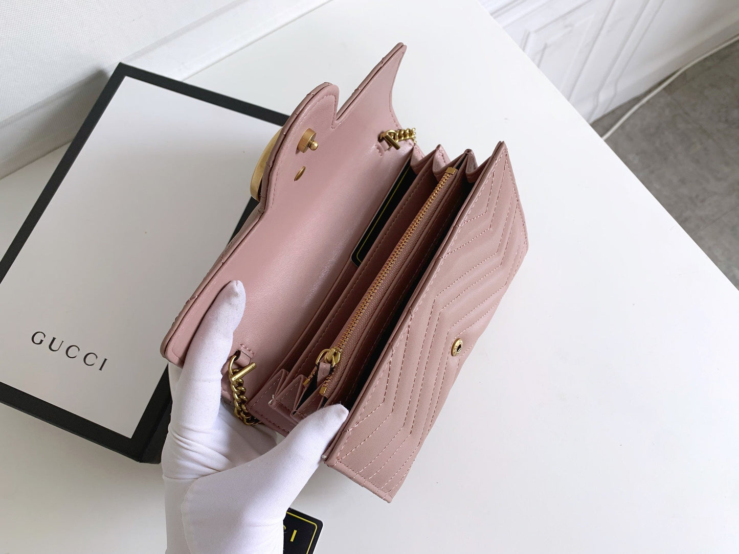 Elite Carryalls