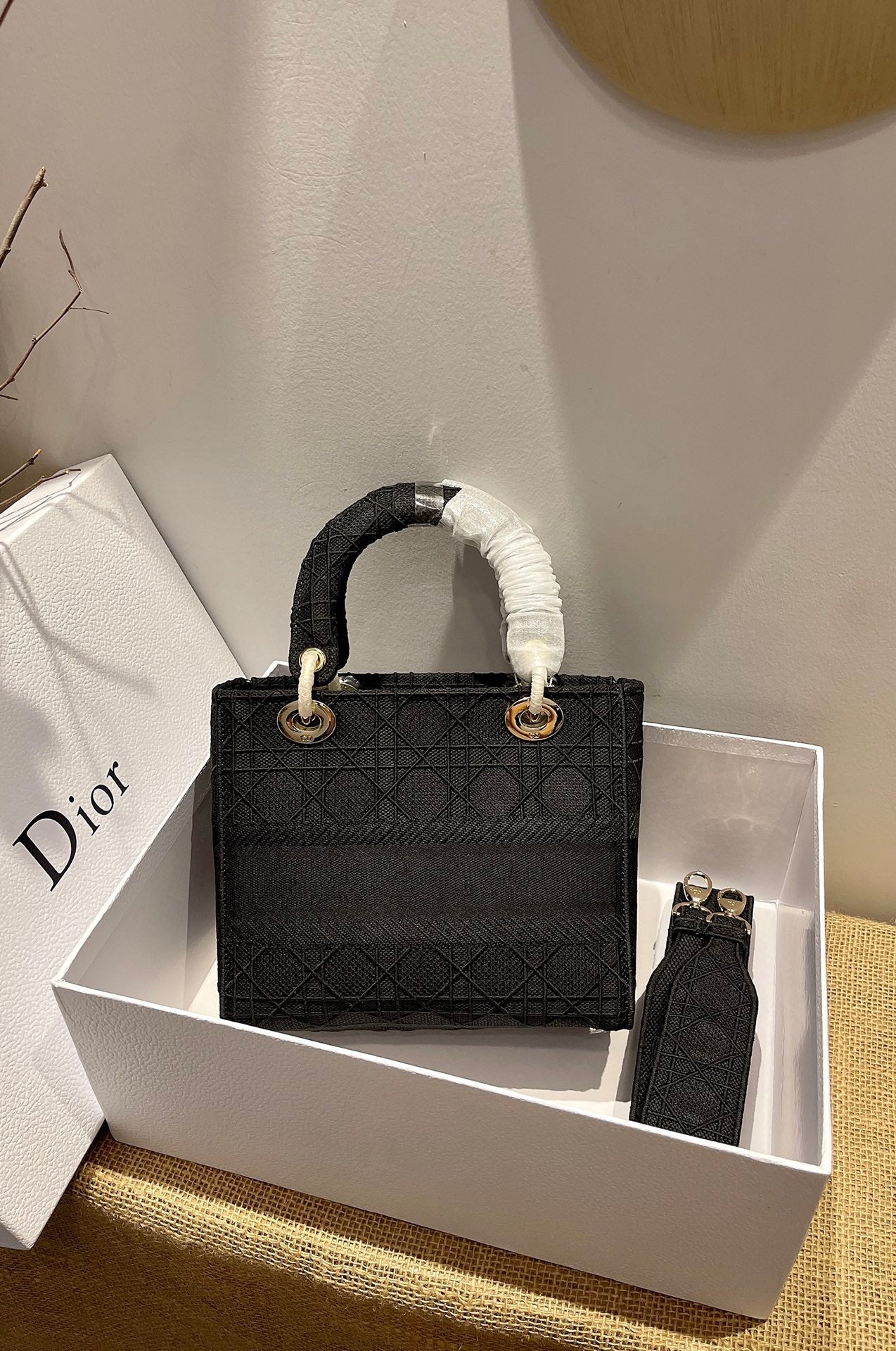 Elite Carryalls