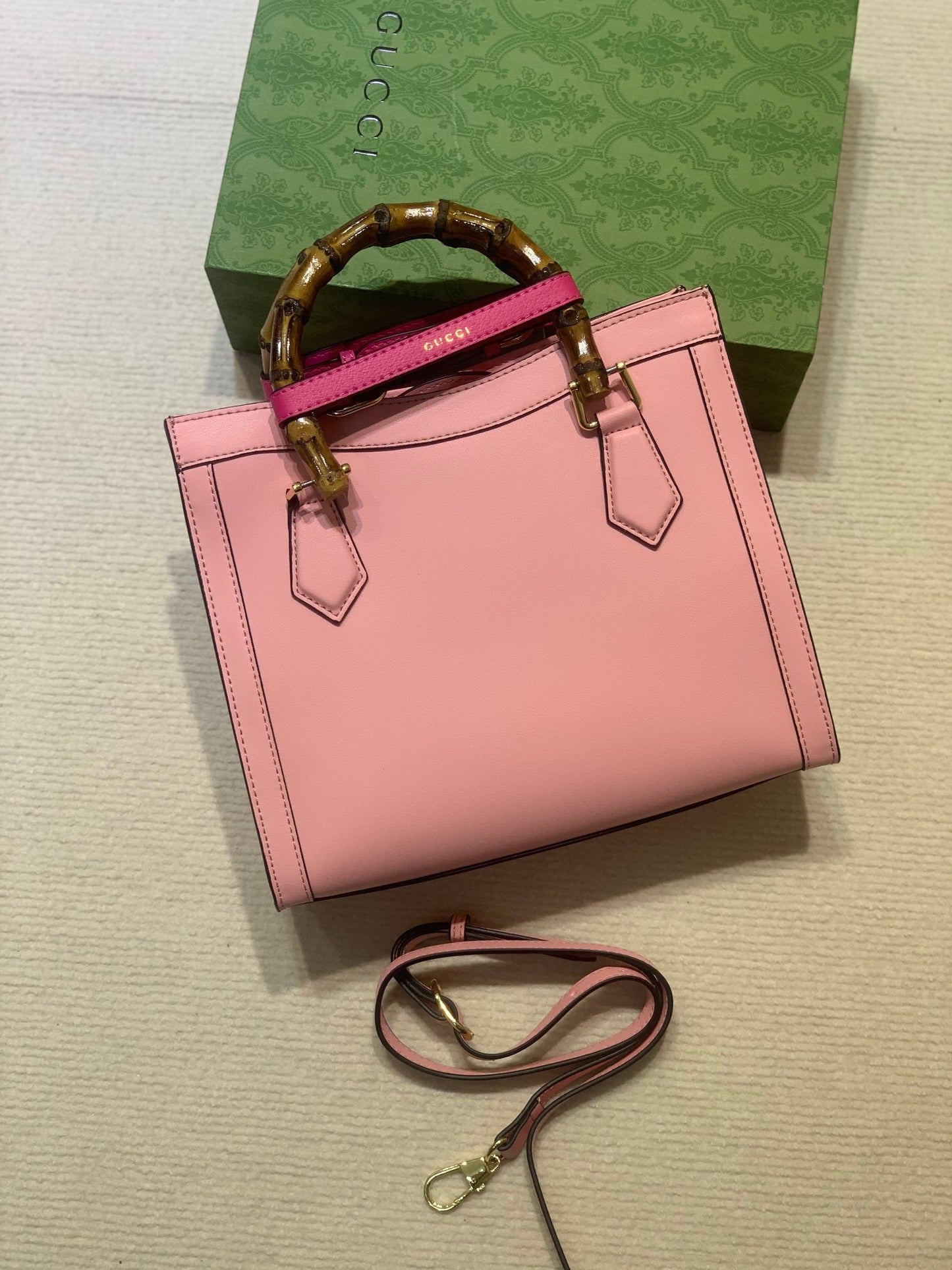 Elite Carryalls
