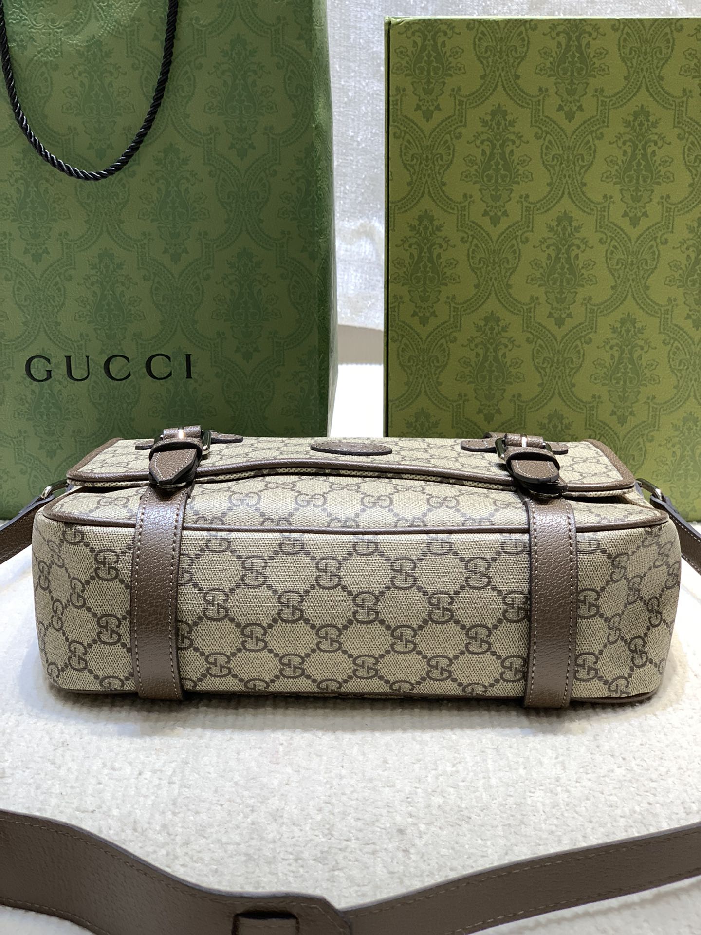 Elite Carryalls