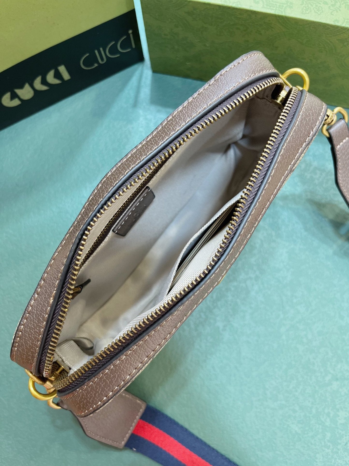 Elite Carryalls