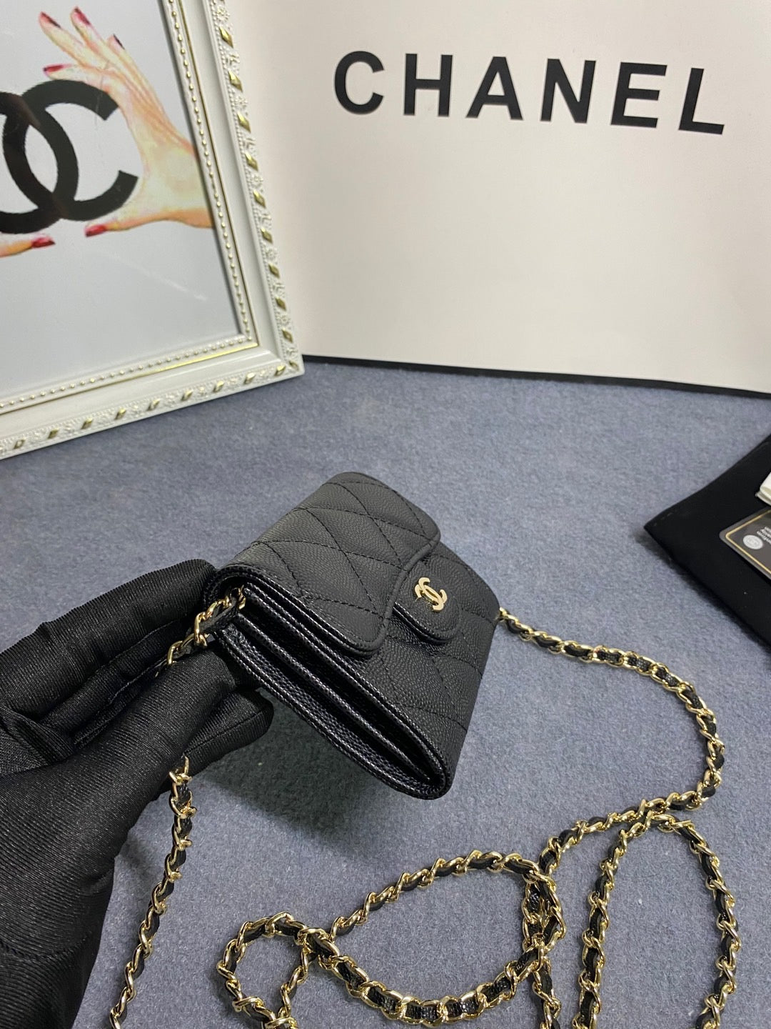 Elite Carryalls
