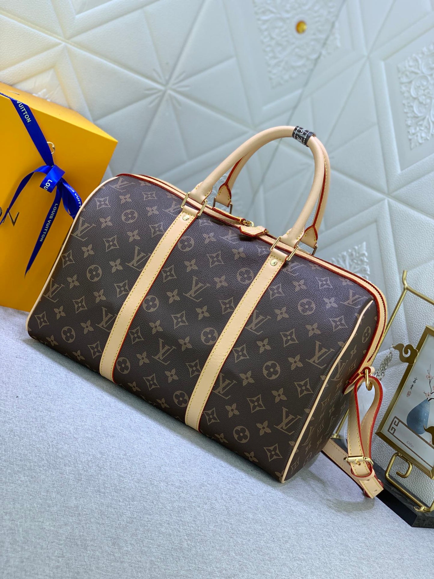 Elite Carryalls