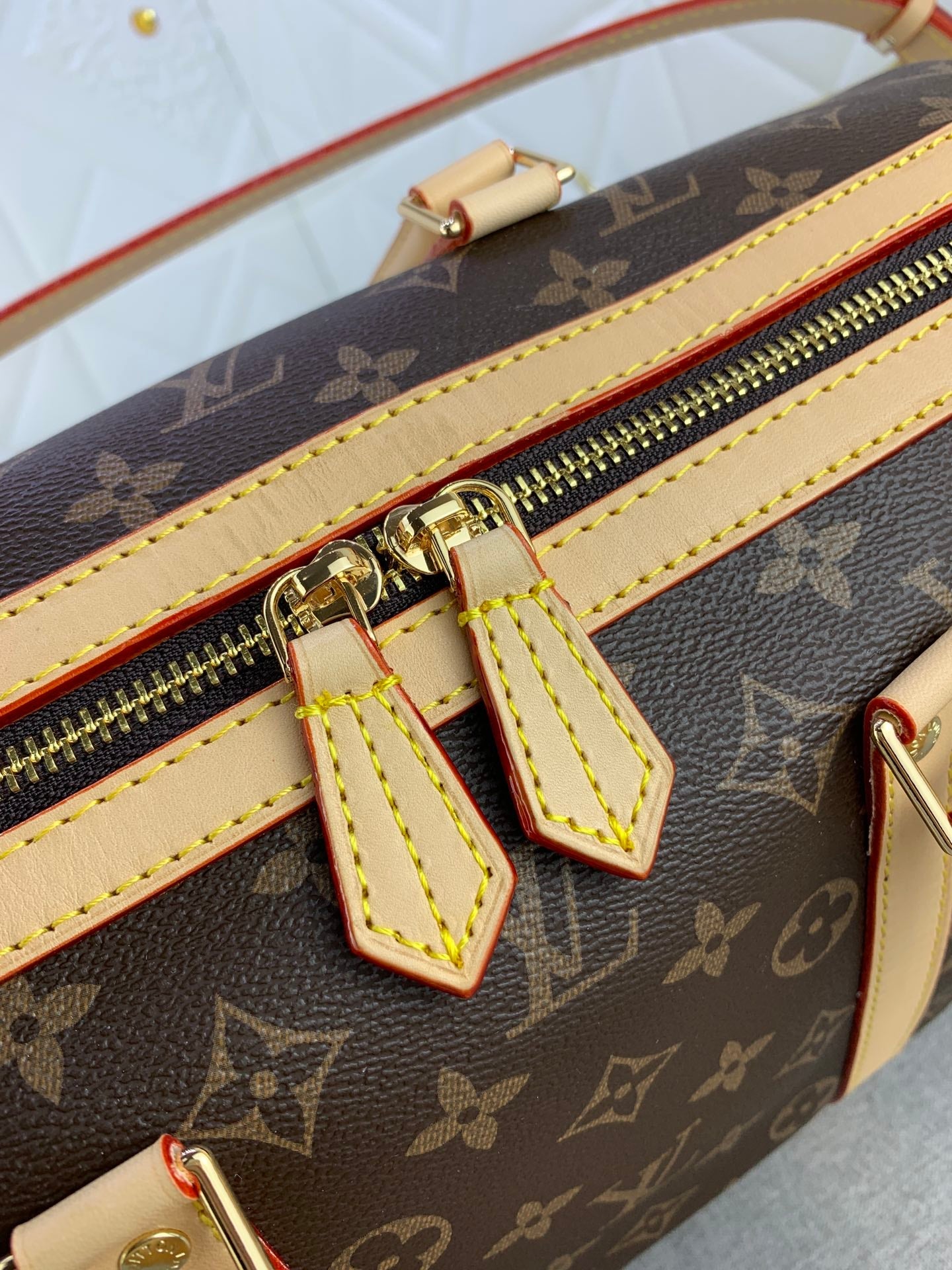 Elite Carryalls