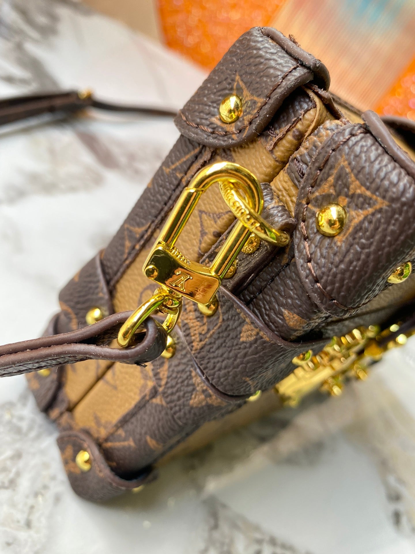Elite Carryalls