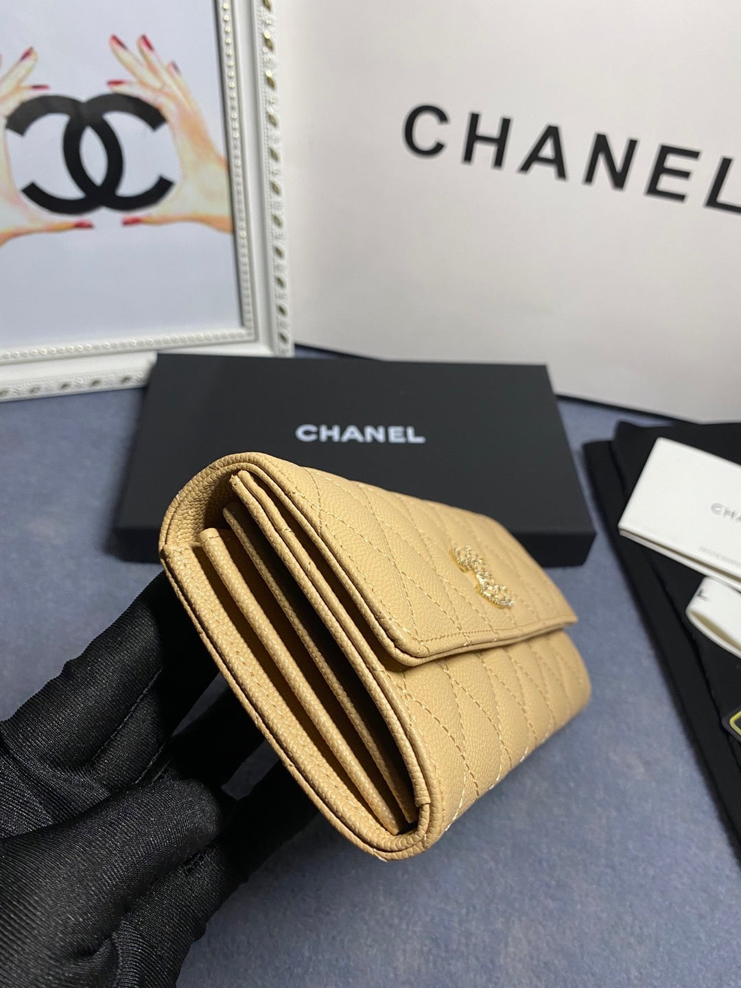 Elite Carryalls