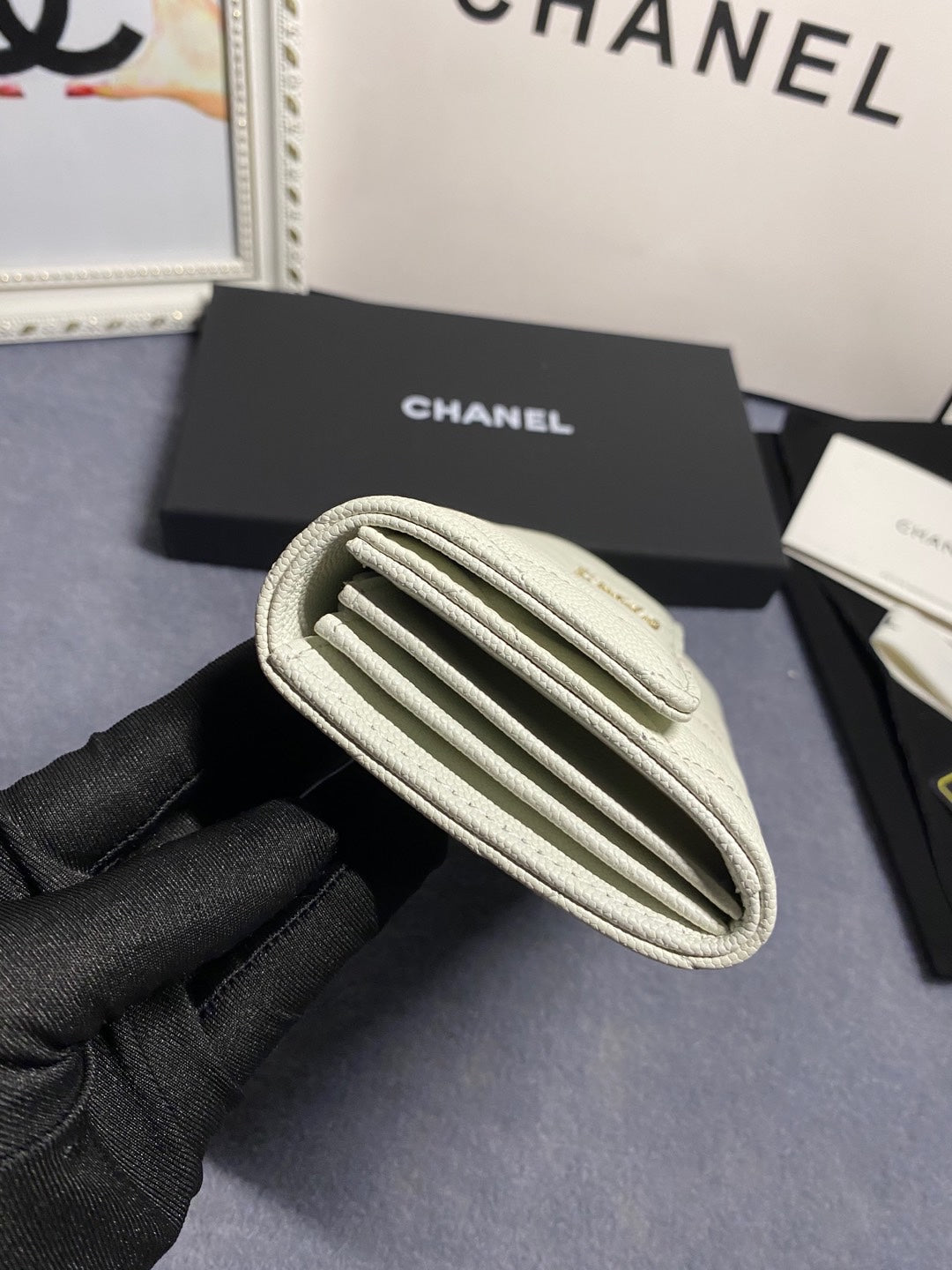 Elite Carryalls