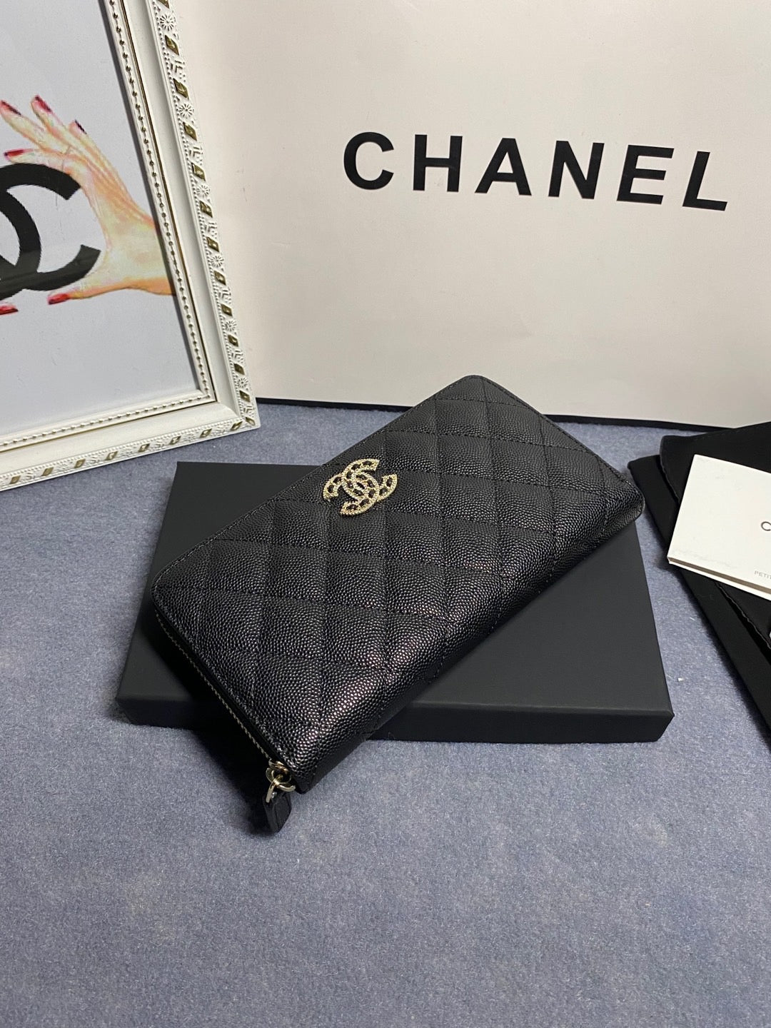 Elite Carryalls