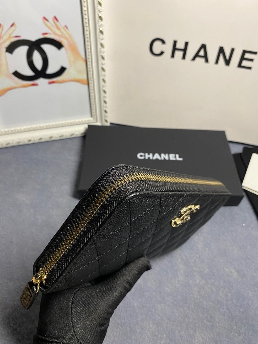 Elite Carryalls