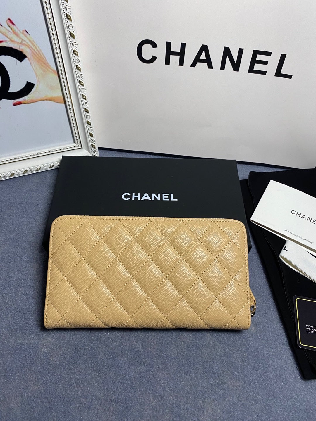 Elite Carryalls
