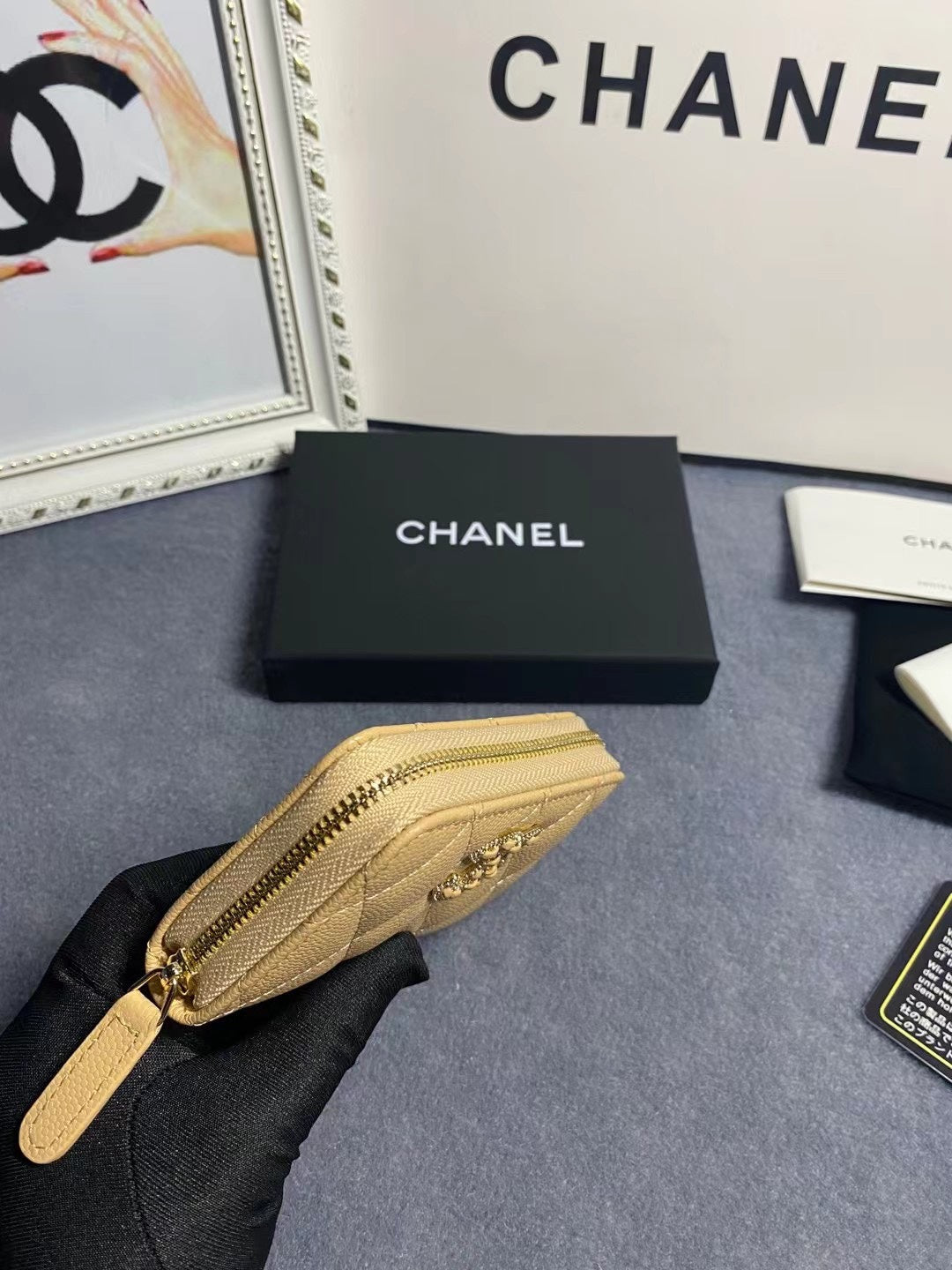 Elite Carryalls