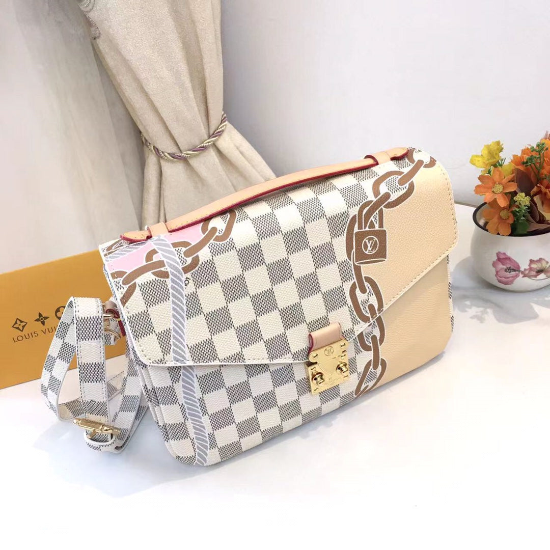 Elite Carryalls