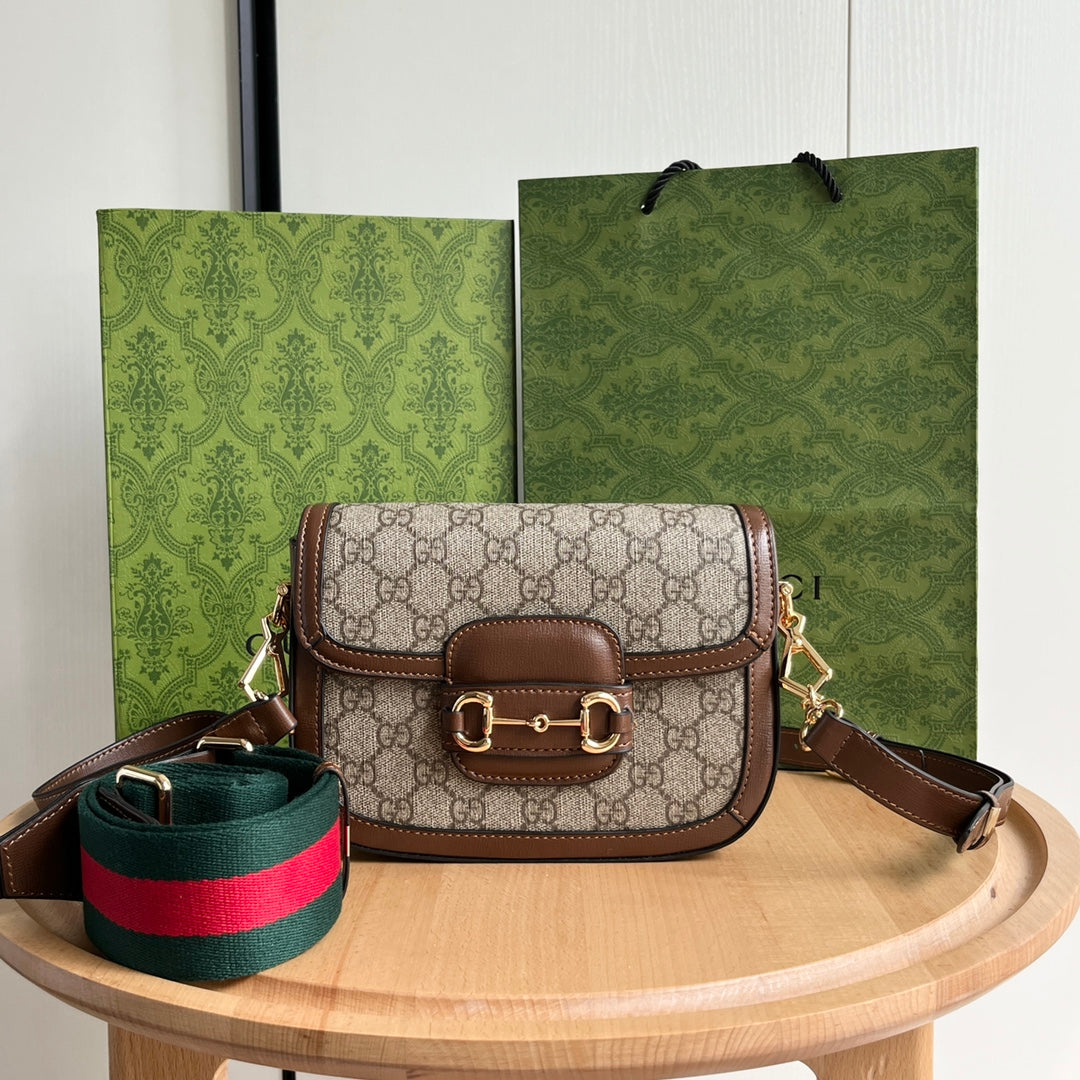 Elite Carryalls