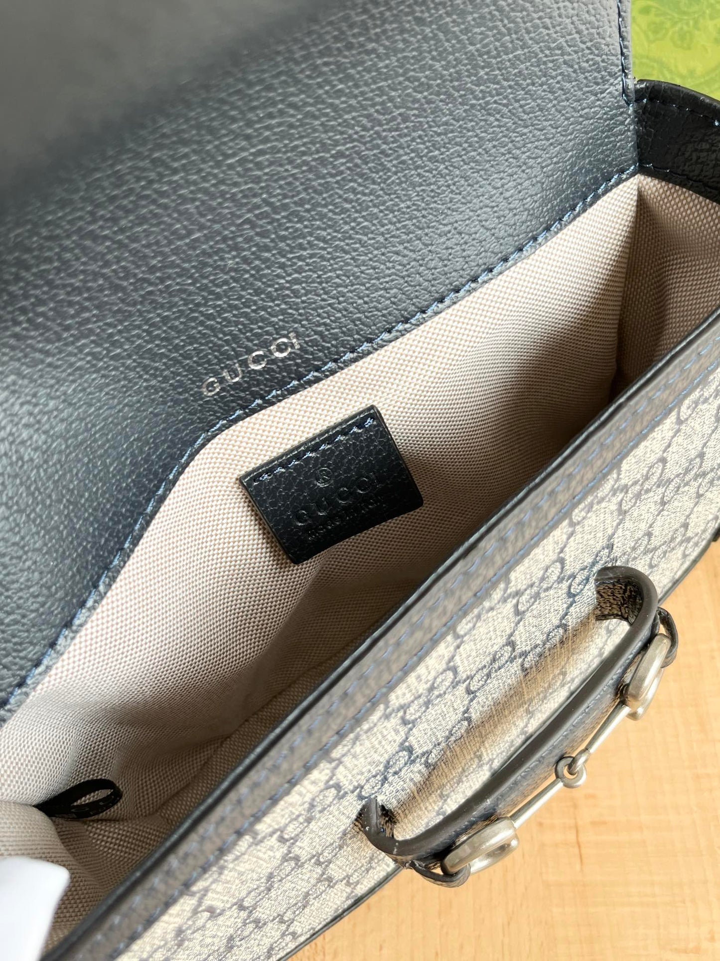Elite Carryalls