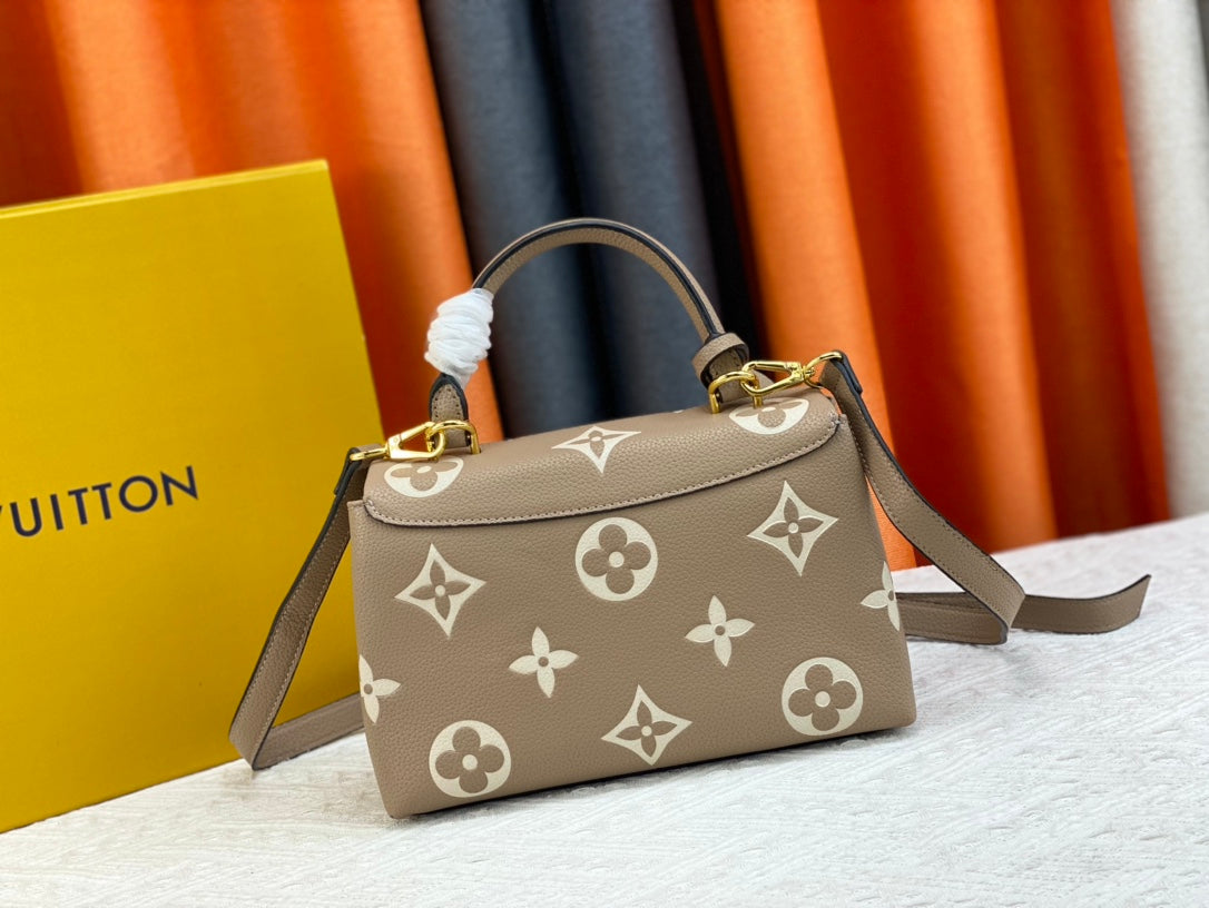 Elite Carryalls