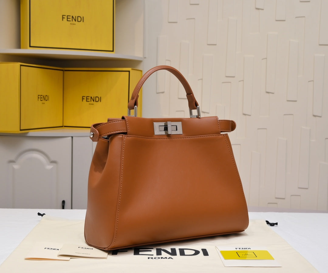 Elite Carryalls