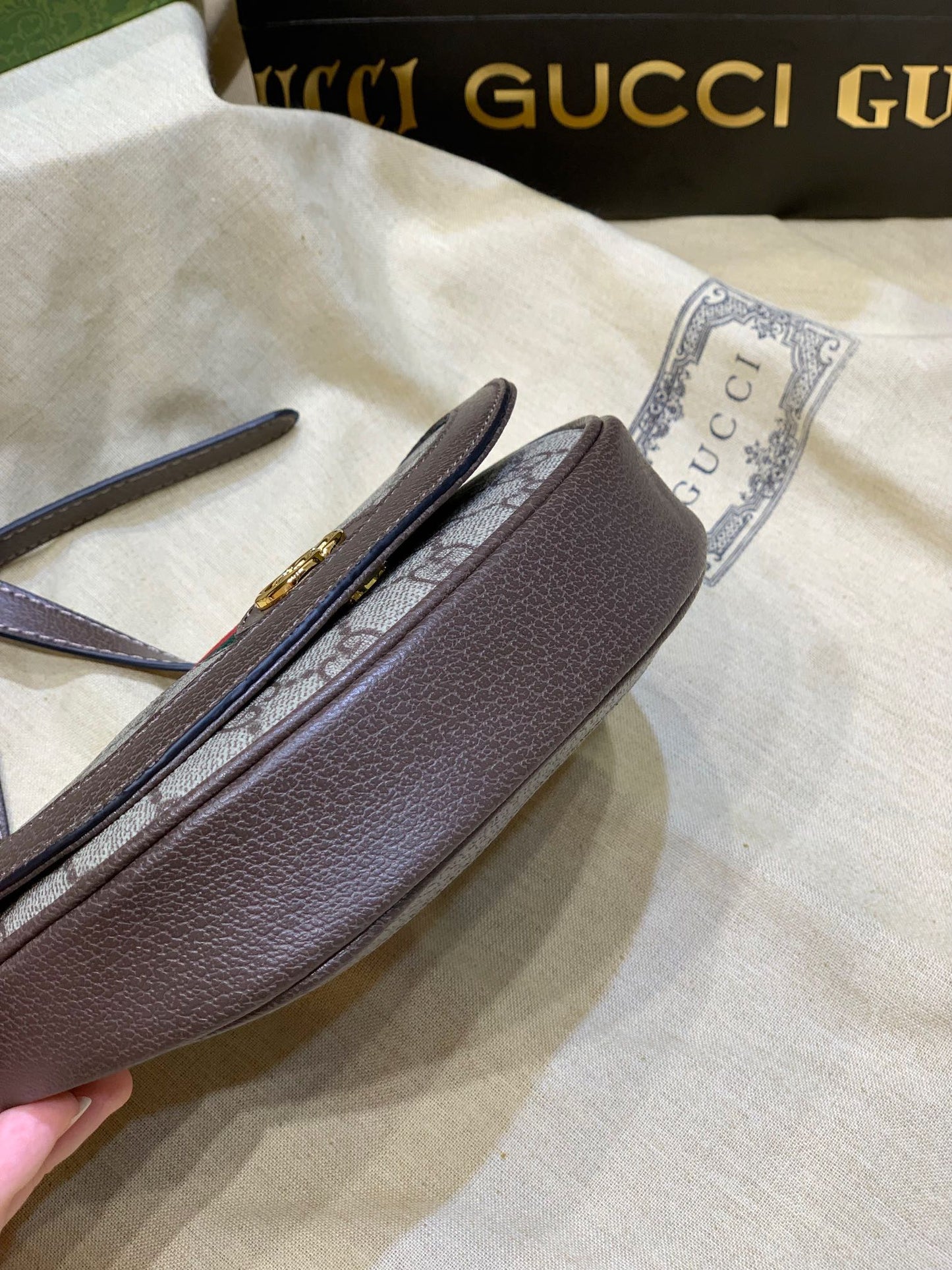 Elite Carryalls