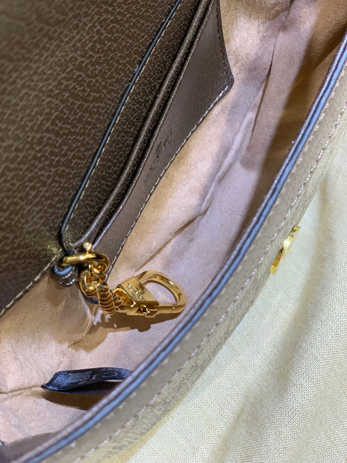 Elite Carryalls