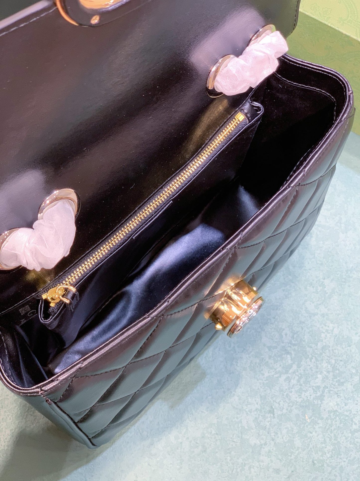 Elite Carryalls