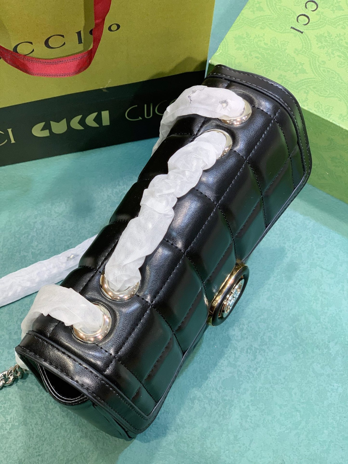 Elite Carryalls