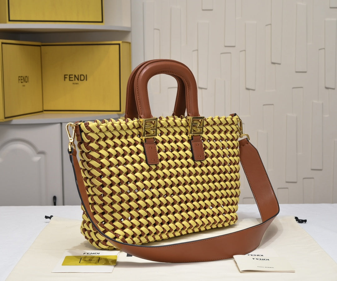Elite Carryalls