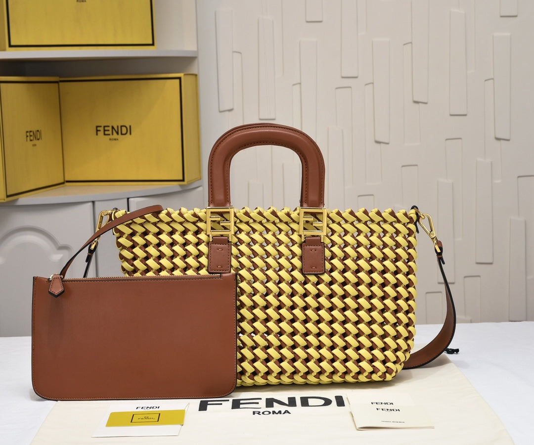 Elite Carryalls