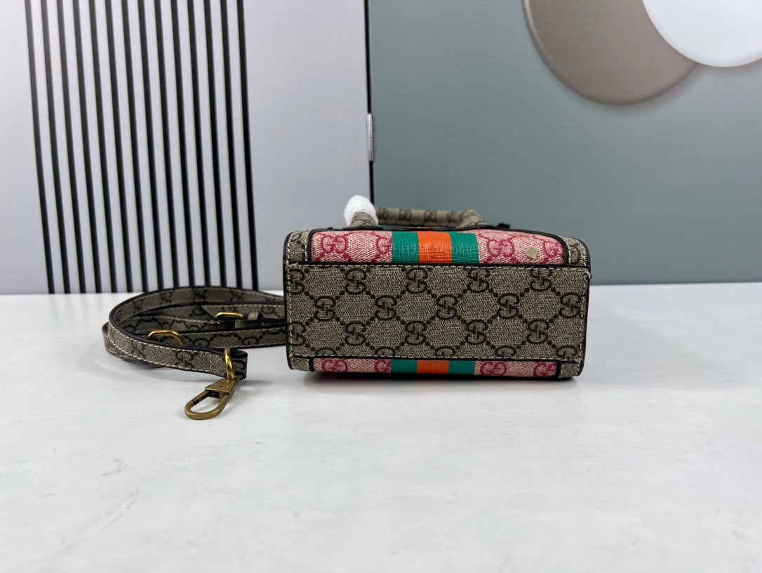 Elite Carryalls