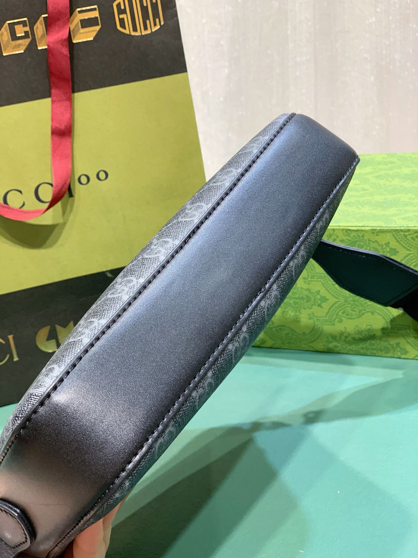Elite Carryalls