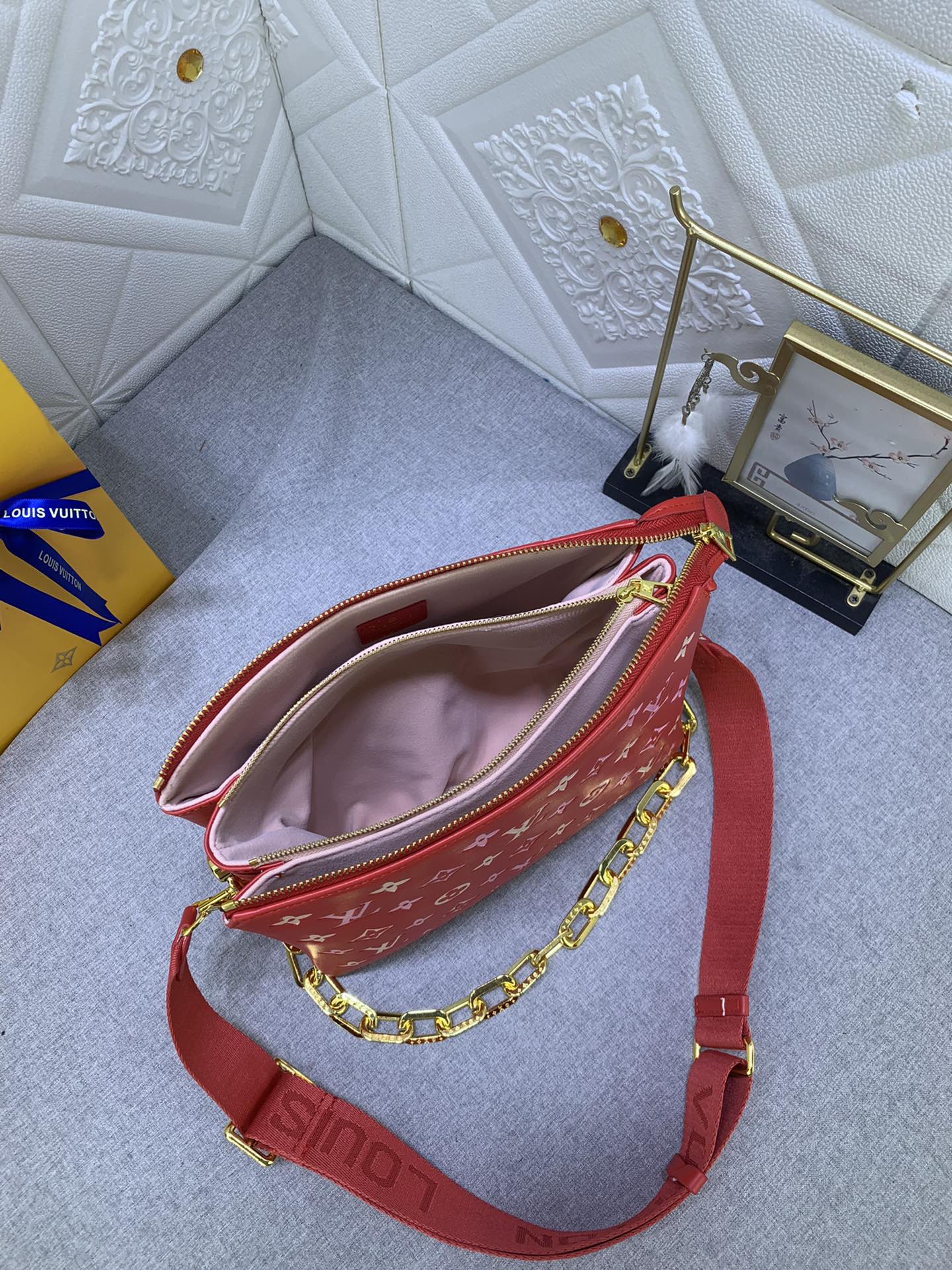 Elite Carryalls