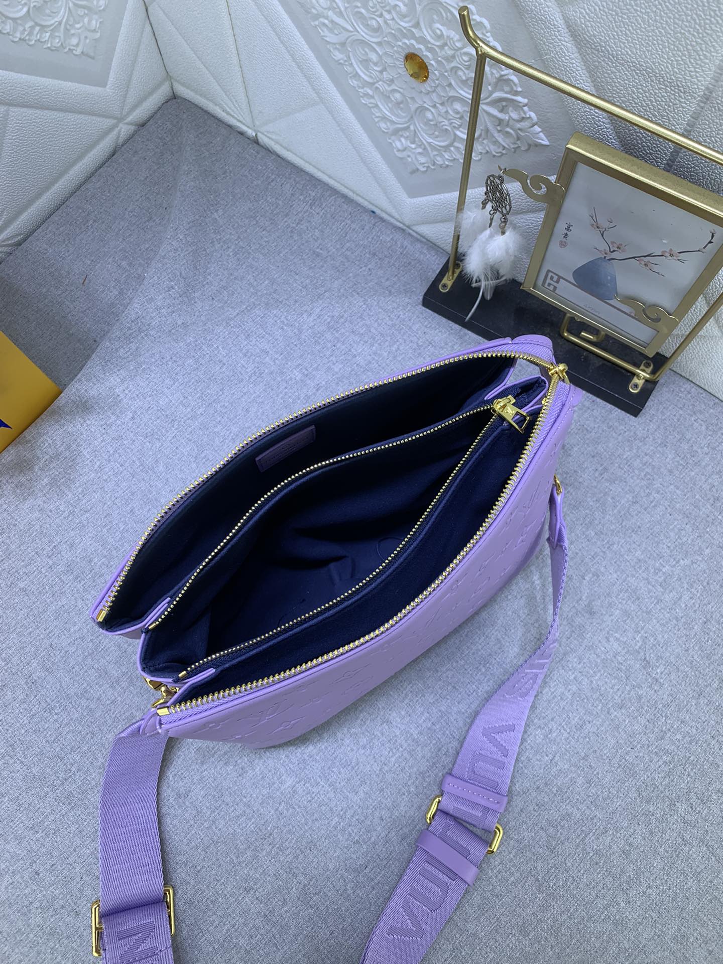 Elite Carryalls