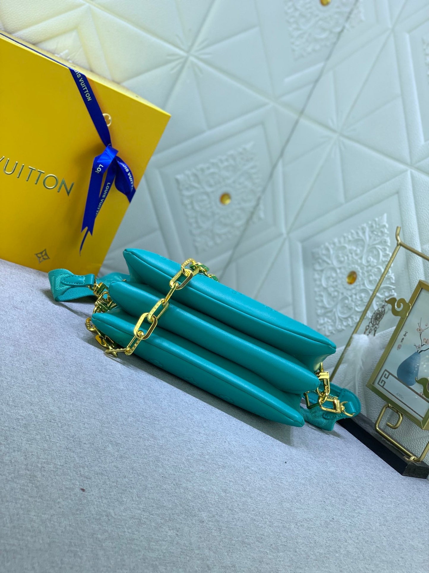 Elite Carryalls