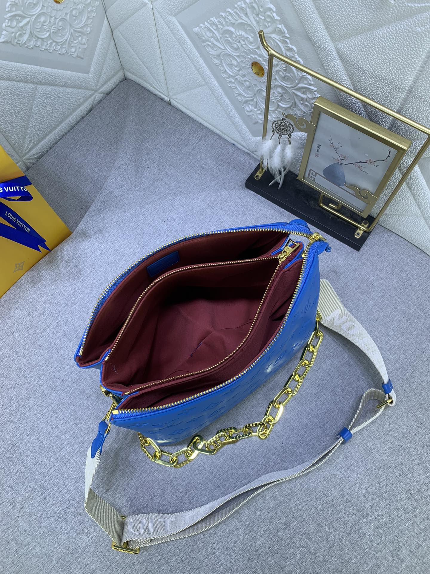 Elite Carryalls