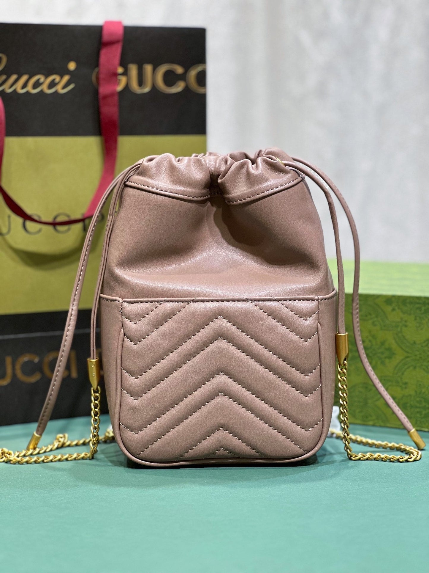 Elite Carryalls