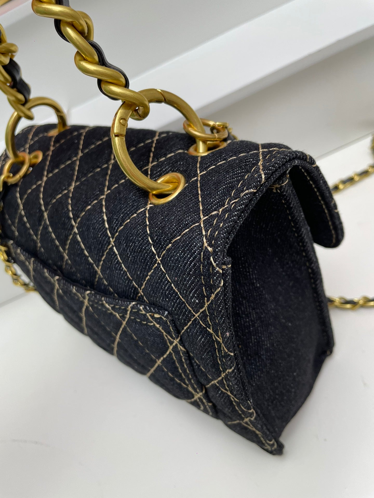 Elite Carryalls