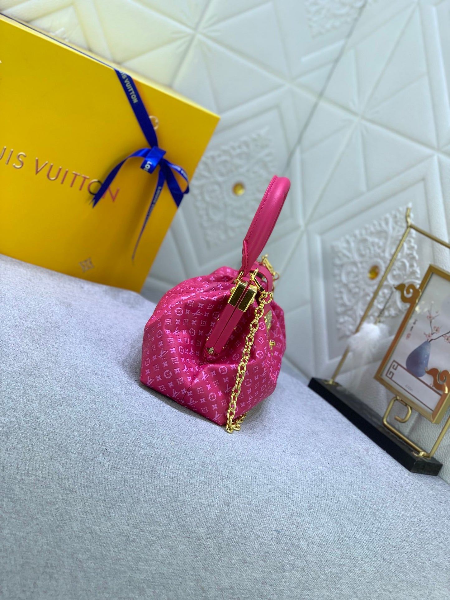 Elite Carryalls