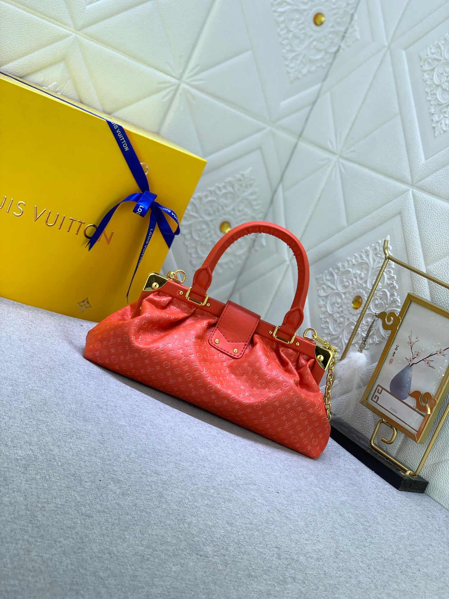 Elite Carryalls