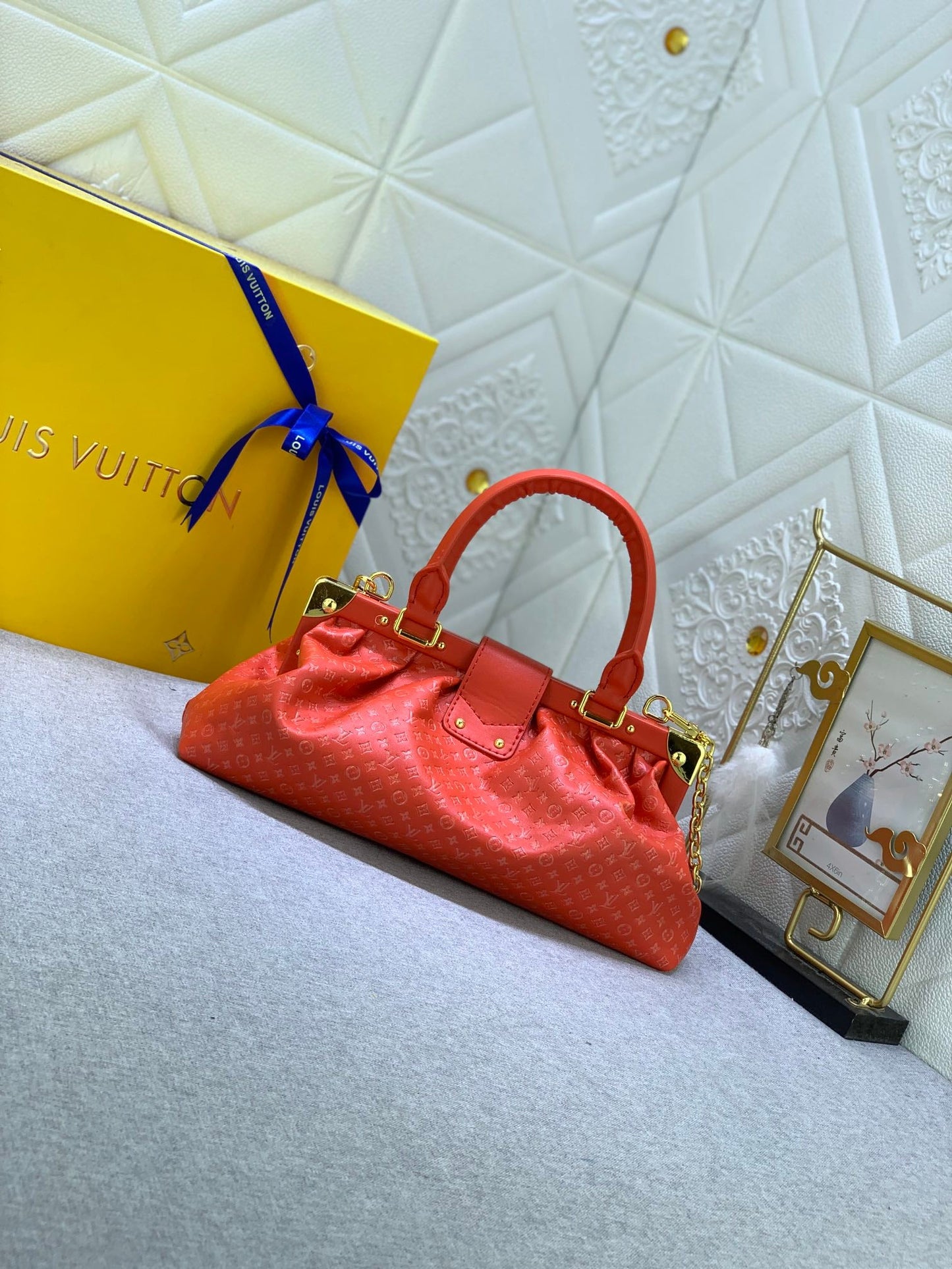 Elite Carryalls