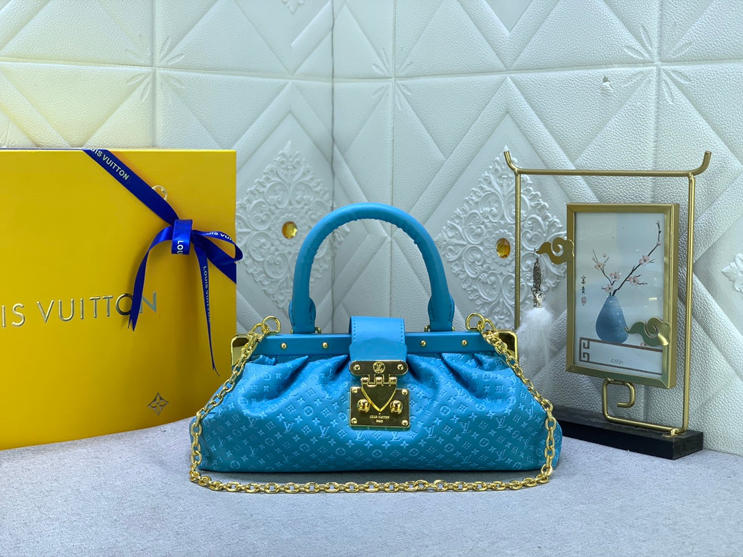 Elite Carryalls