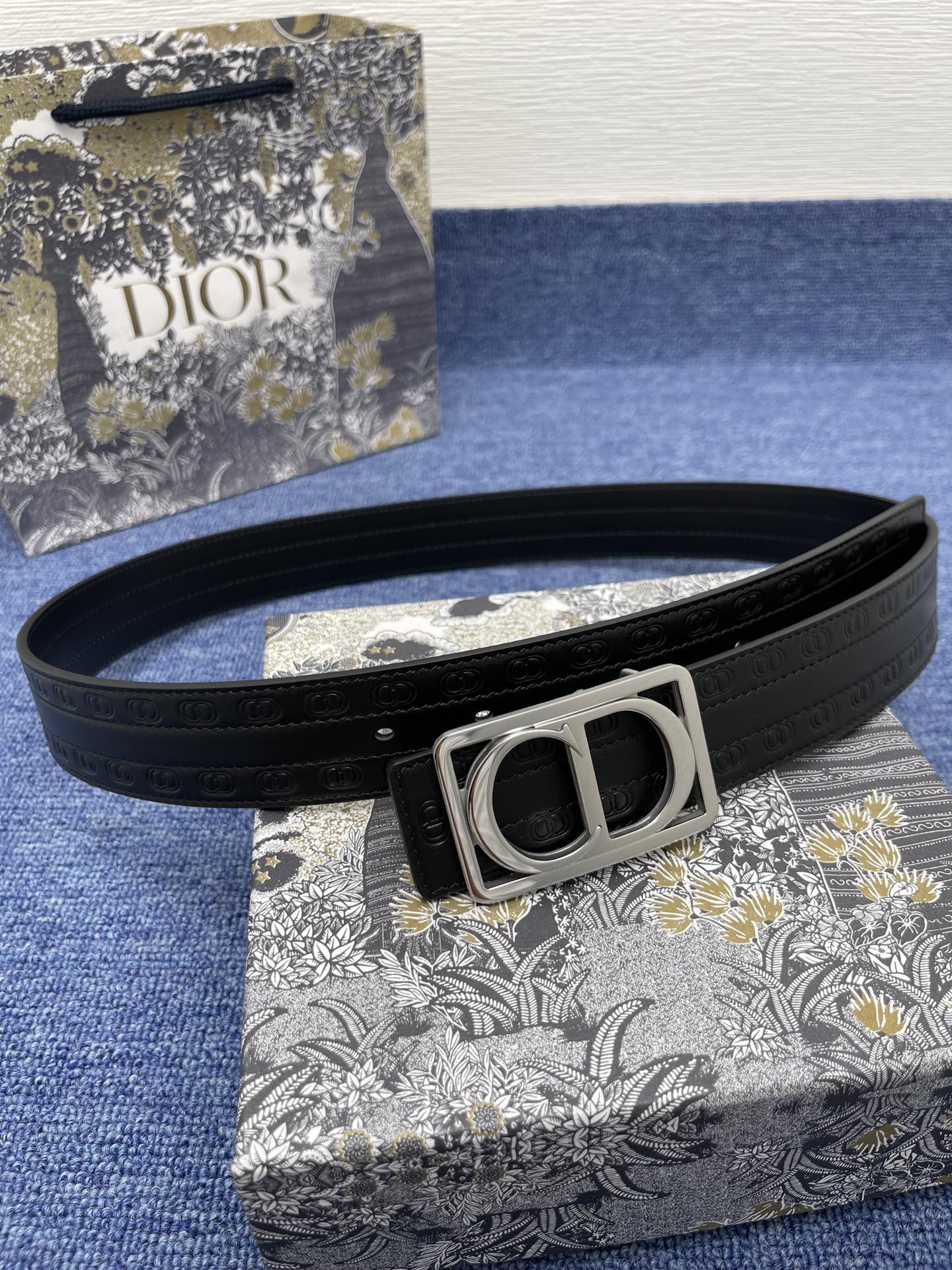 FASHION BELTS