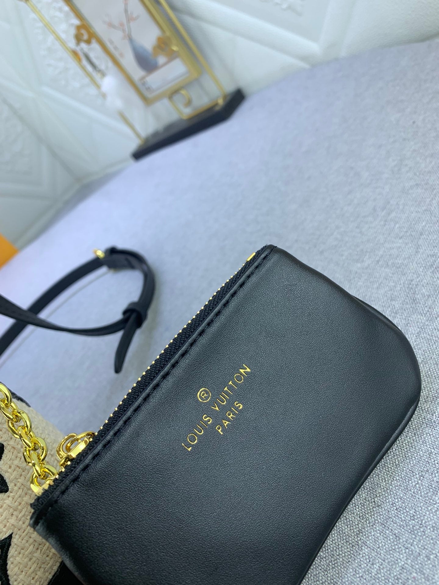 Elite Carryalls