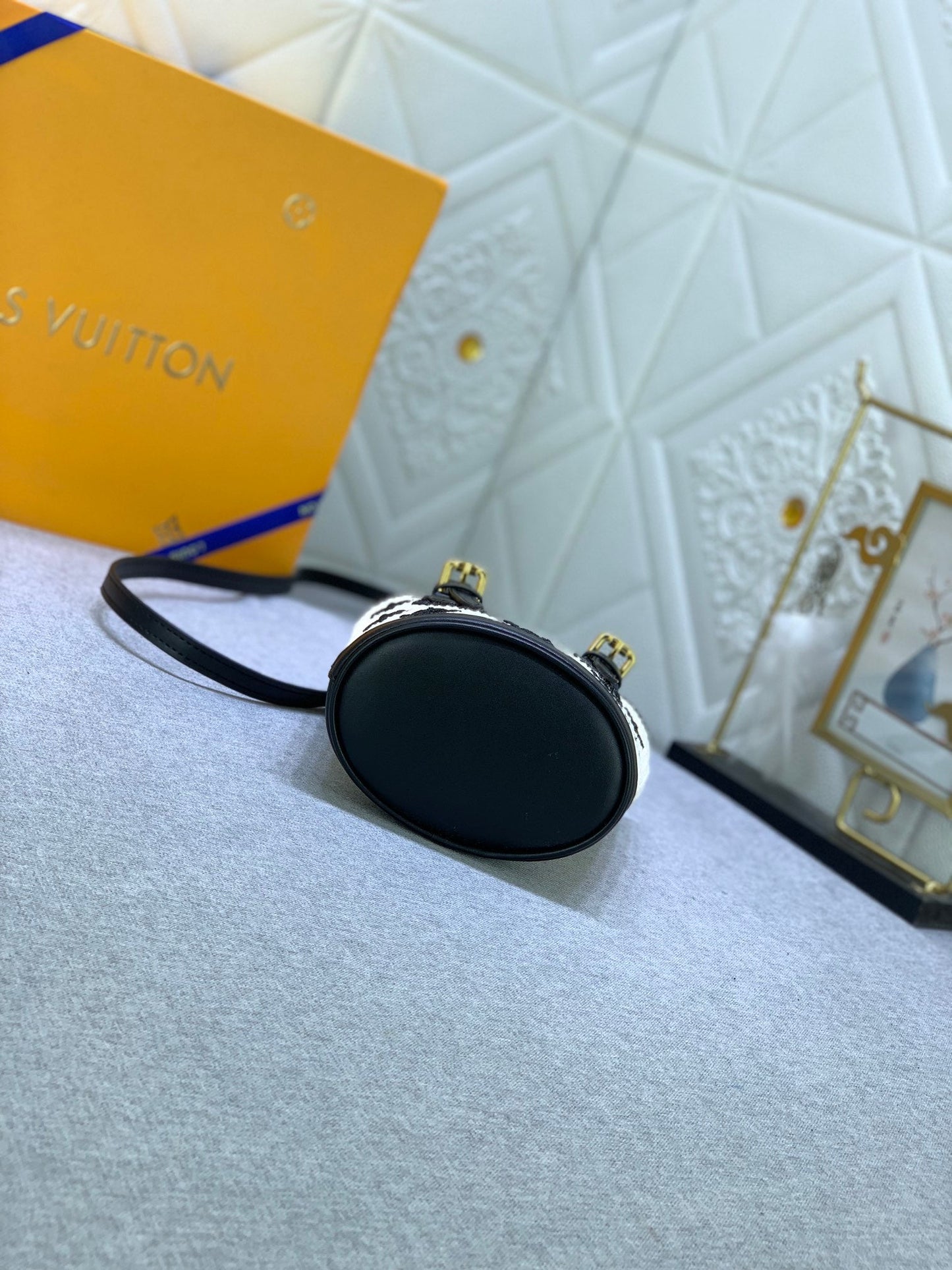 Elite Carryalls