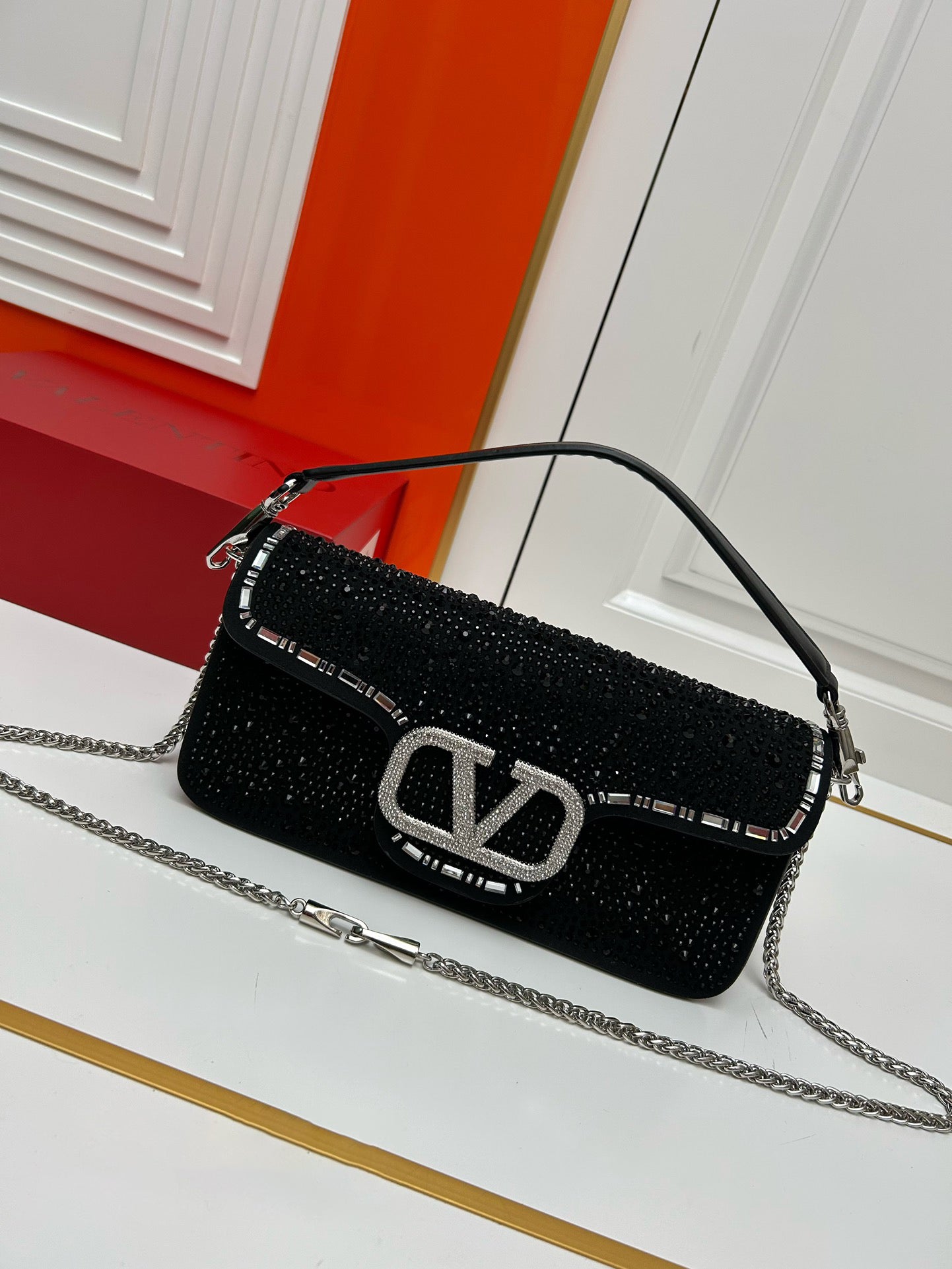 Elite Carryalls