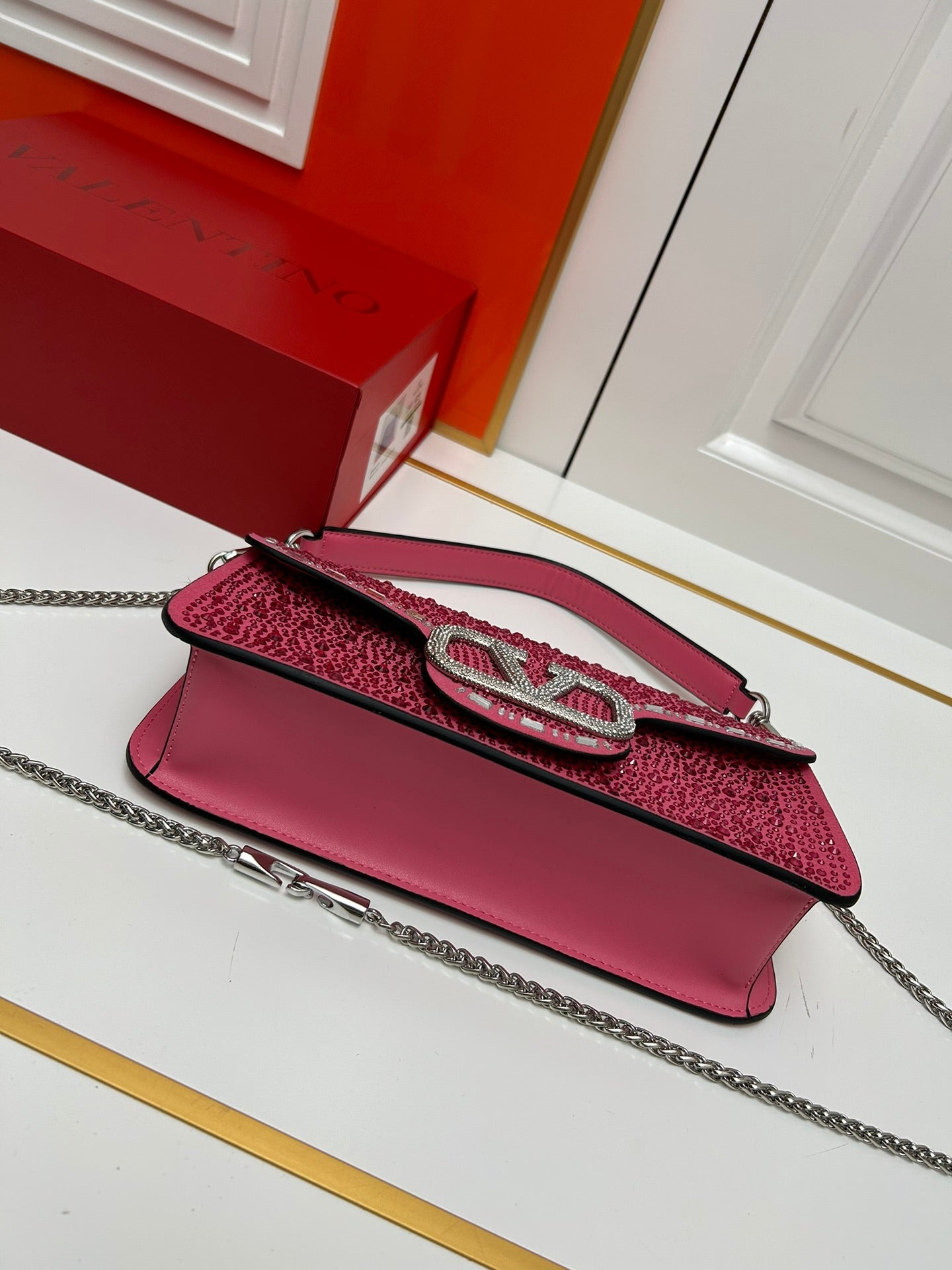 Elite Carryalls