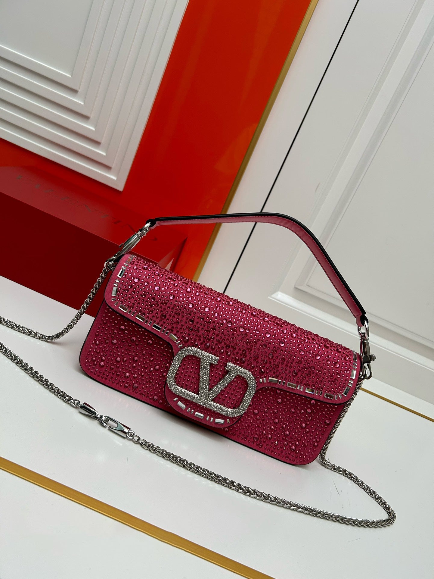 Elite Carryalls