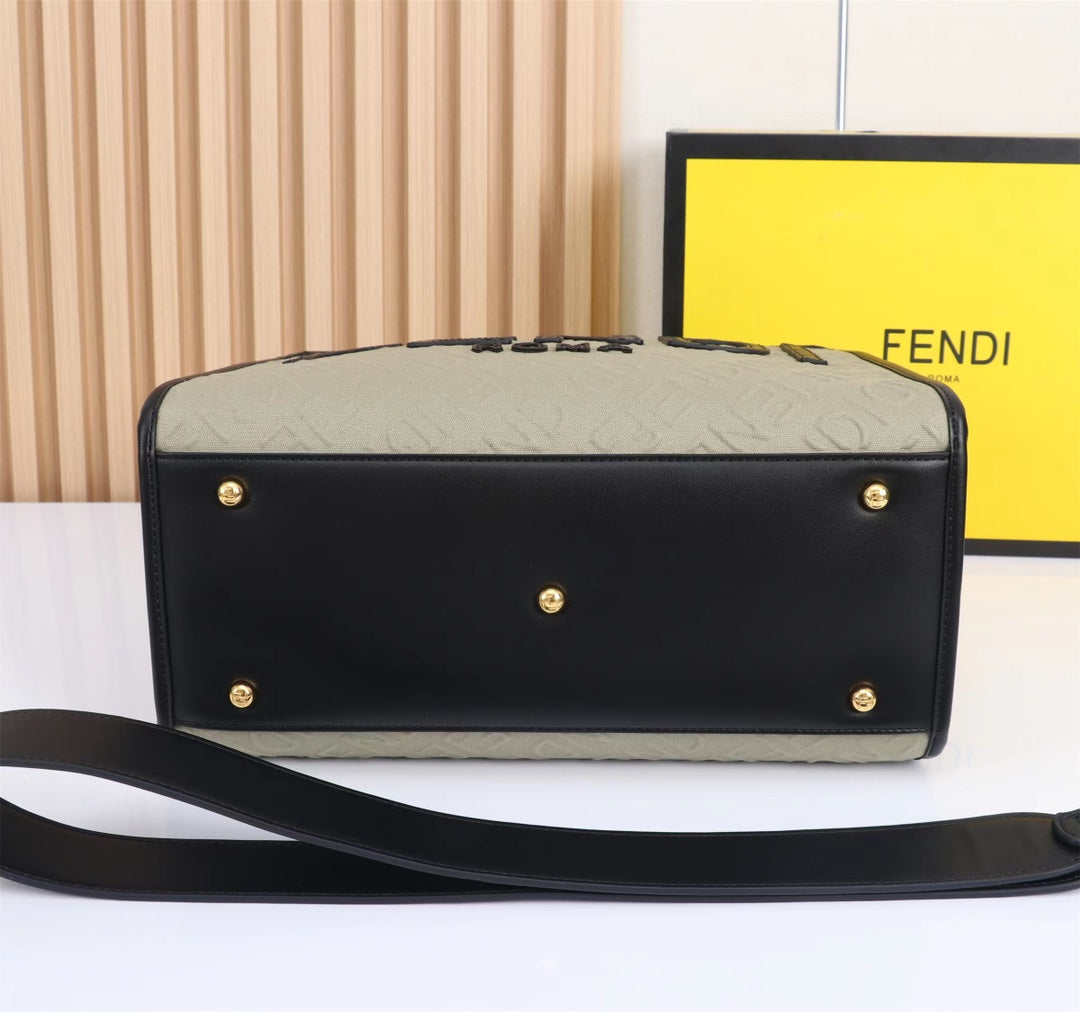 Elite Carryalls